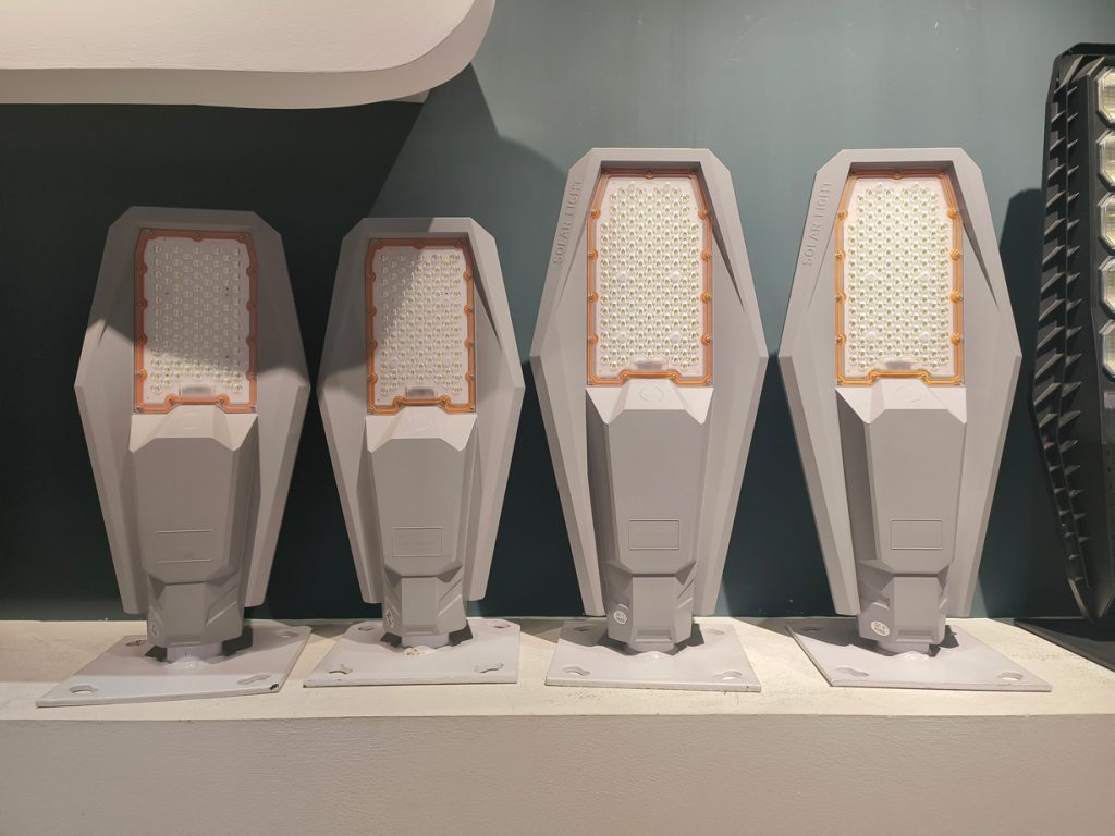 solar street lamps